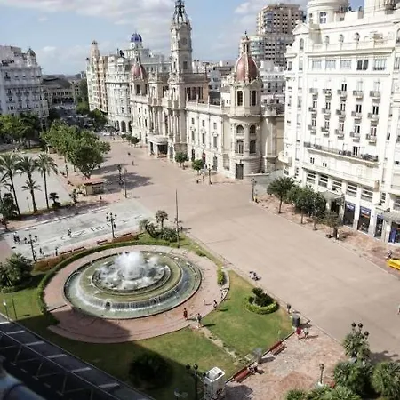 Hostel Plaza Resest